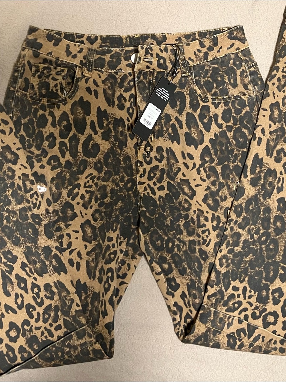 Women's Leopard Print Skinny Jeans in Tan & Black